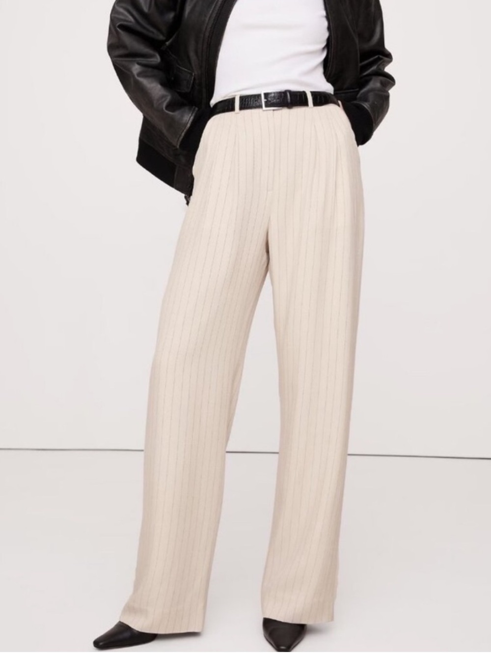 Banana Republic Soho high-rise wide-leg drapey twill pant
